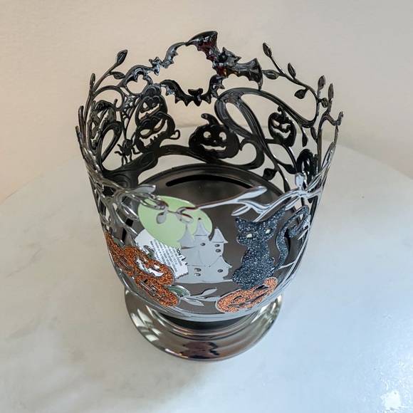 Bath and body works Halloween candle holder - Picture 4 of 4